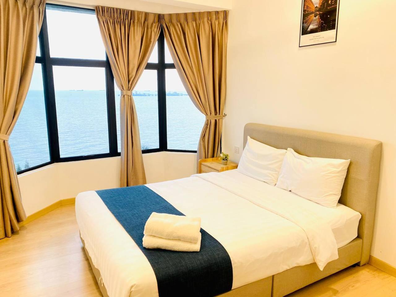 Mutiara Melaka Beach Resort By Glex Tangga Batu Exterior foto